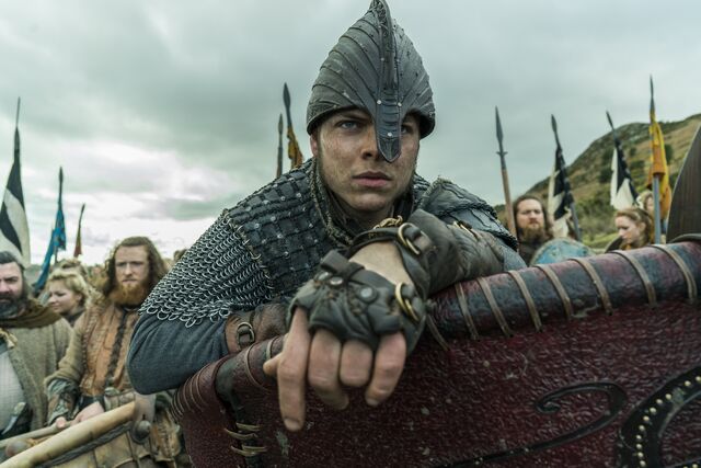 File:Ivar S04E20 battlefield.jpg