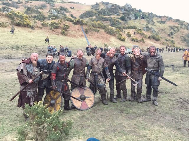 File:S04E20 behind-the-scenes.jpg