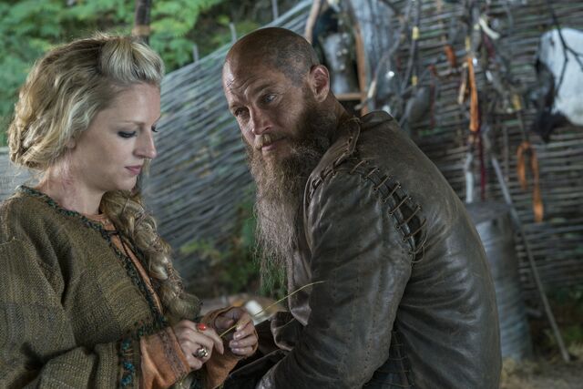 File:Helga and Ragnar 4-11.jpg