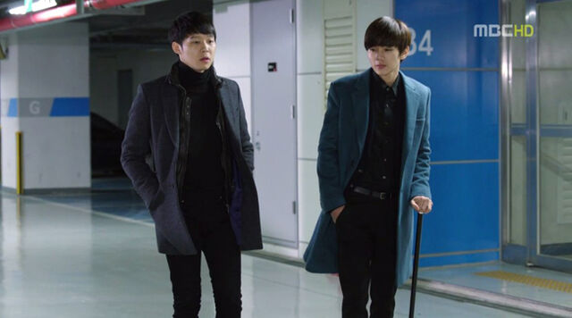 File:Jungwooandhyungjoon.jpg