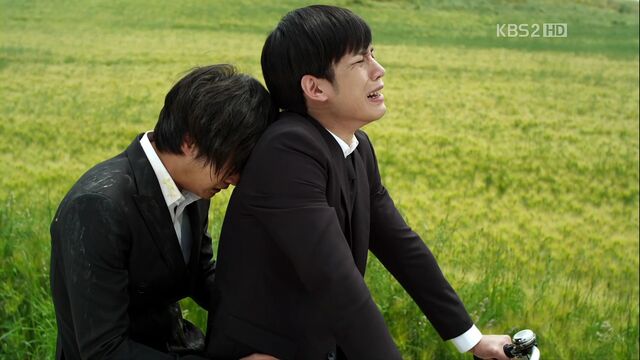 File:Tumblr m5y6s4Ep7v1rxl507o1 1280.jpg