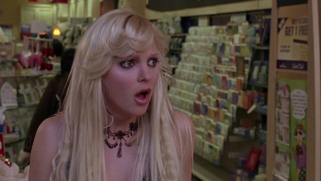 File:Samantha at the mall.jpg