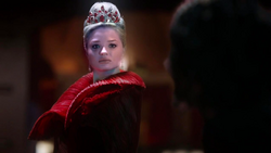 Red Queen OW101