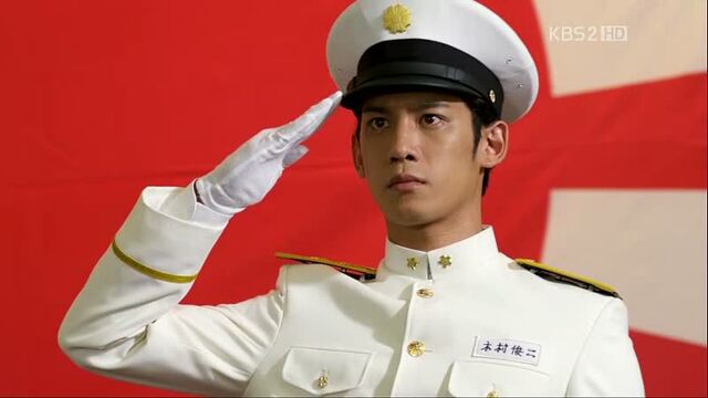 File:Officershunji.jpg