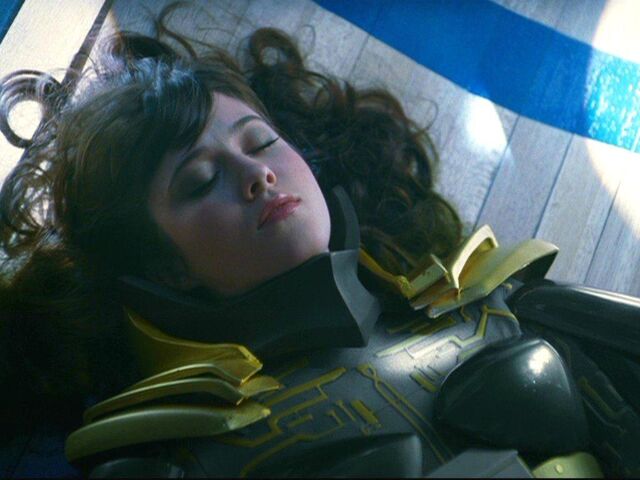 File:Gwen Grayson unconscious.jpg