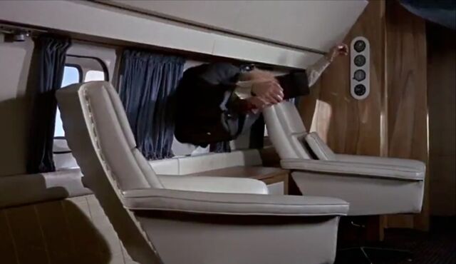 File:Goldfingers death.jpg