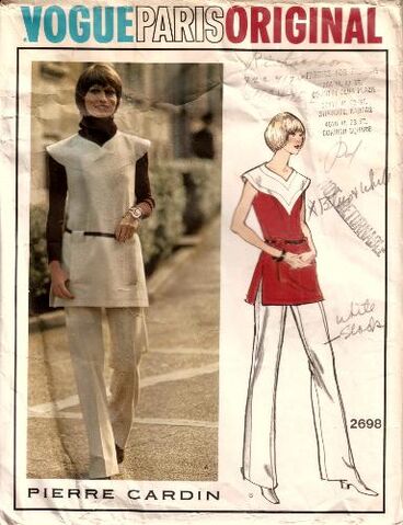 File:Vogue2698.jpg