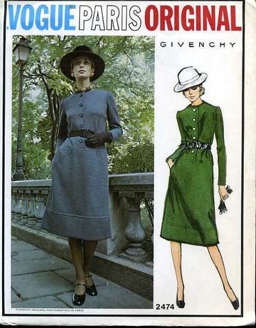File:Vogue2474.jpg