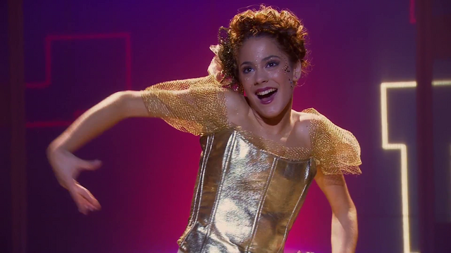 Arquivo:Martina-Stoessel-Te-Creo-10.png