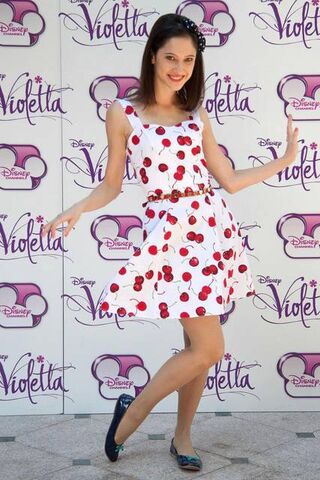 File:Lodovica Comello 2013.jpg