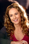 Holly Hunter B1