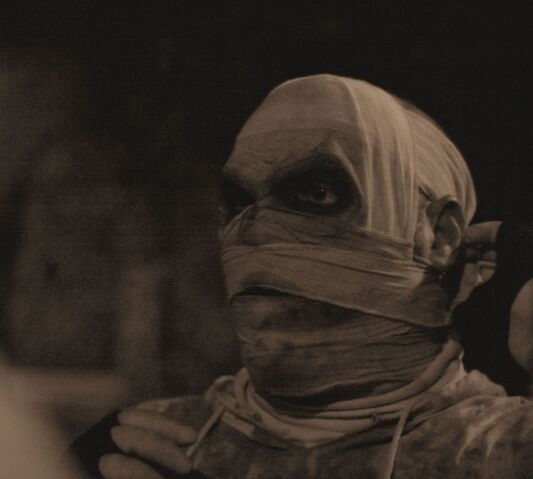 File:Leo Nosferatu.jpg