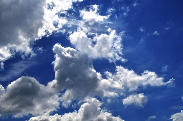 File:Cloudy-sky-14.jpg