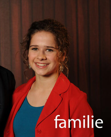 File:CharlotteKennis.jpg