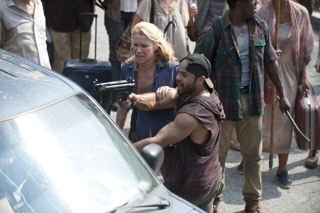 File:Walking-Dead-309-18.jpg