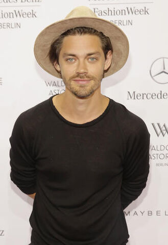 File:150923-news-tom-payne.jpg