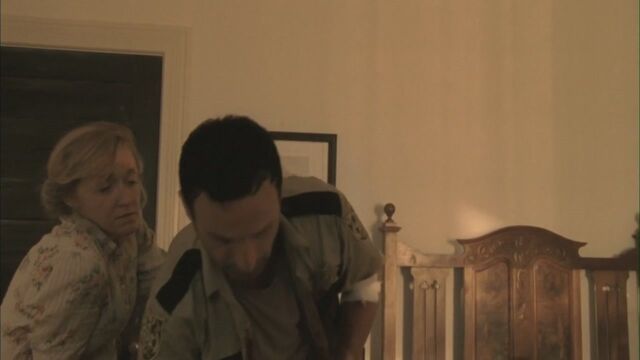File:2x02-Bloodletting-the-walking-dead-26509431-1280-720.jpg