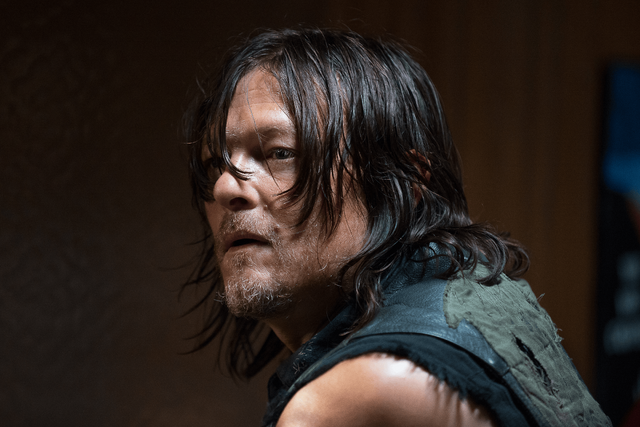 File:AMC 611 Daryl Suspicious.png