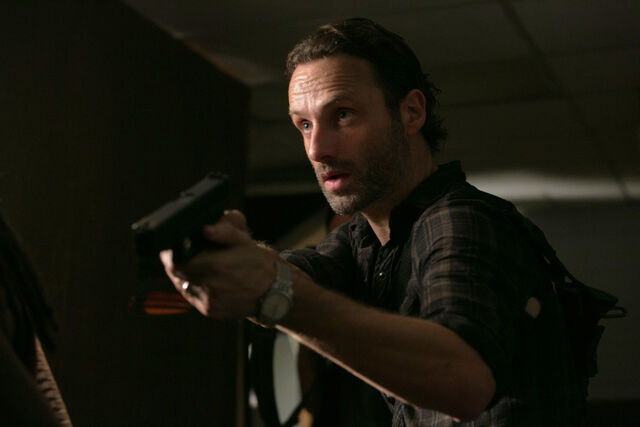 File:Walking-Dead-308-02.jpg