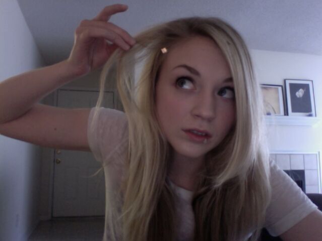 File:Emily with straight hair.jpg