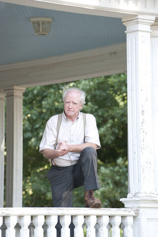 File:Hershel Greene Season Two.jpg
