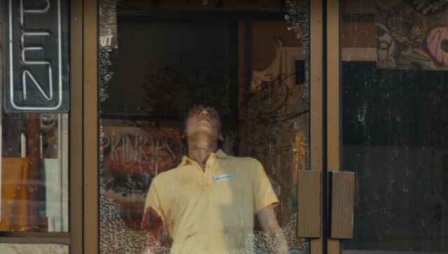 File:Fear-The-Walking-Dead-105-Kimberly.jpg