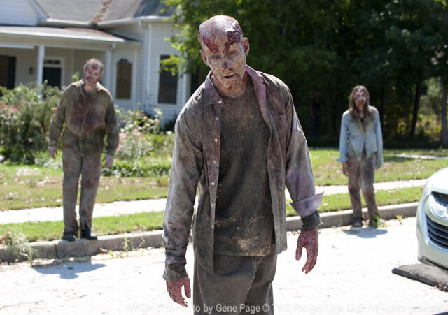 File:Episode-6-walkers-street.jpg