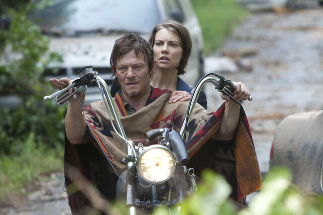 File:Maggie Daryl.jpg