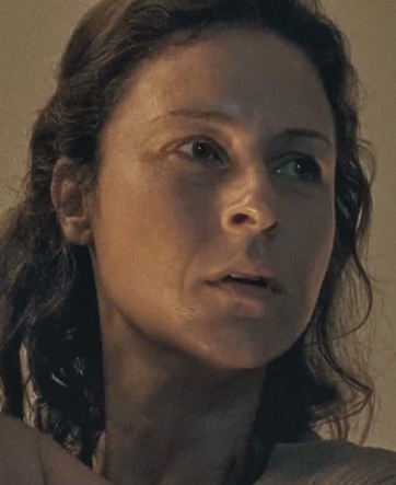File:Season six anna.png