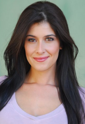 File:Krizia Bajos.png