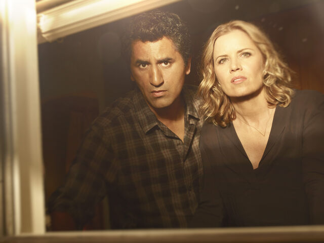 File:Fear-the-walking-dead-season-1-gallery-madison-dickens-travis-curtis-935-2.jpg