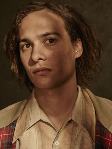 File:Fear-the-walking-dead-season-1-nick-dillane-cast-portrait-658.jpg