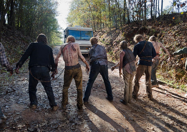 File:AMC 616 Walker Roadblock.png
