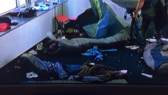 File:Sleeping bag.jpg