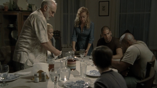 File:Serving dinner.png