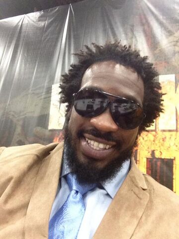 File:Travislove.jpg