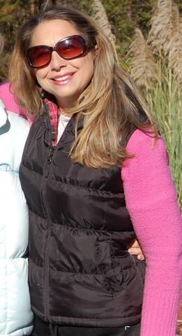 File:Michelle Flanagan-Helmeczy.jpg