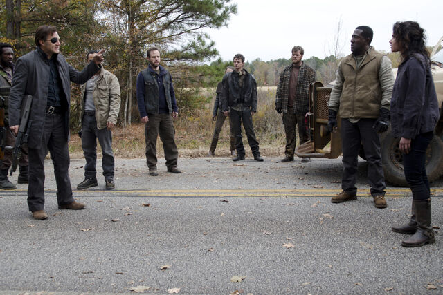 File:Walking-Dead-316-l.jpg