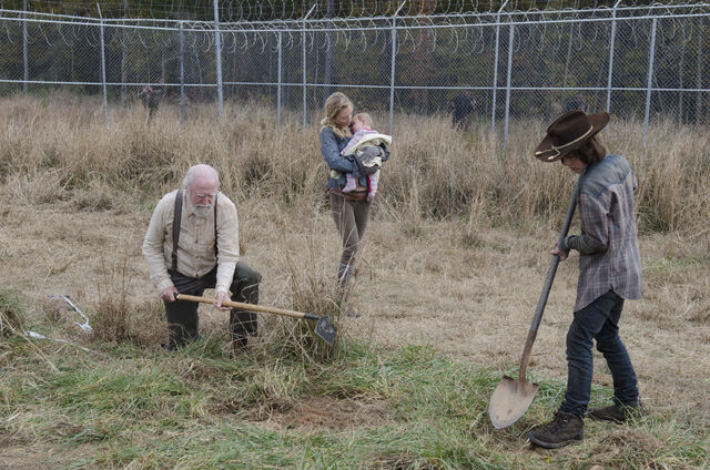 File:Walking-Dead-S4-Finale-027.jpg