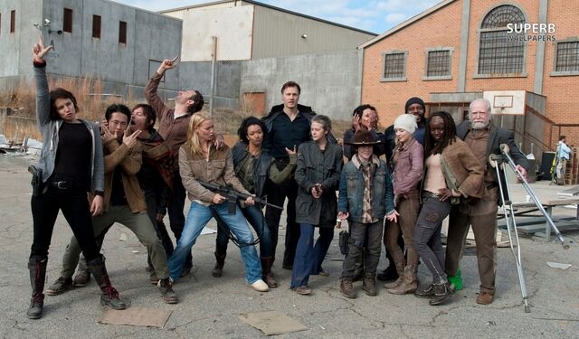 File:The Walking Dead Cast Funny.jpg