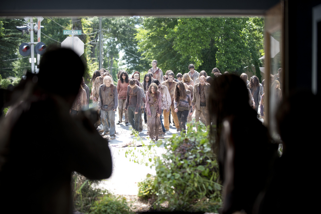 File:AMC 603 Horde Approaches Store.png
