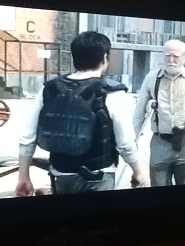 File:Glenn's clothes 2.jpg