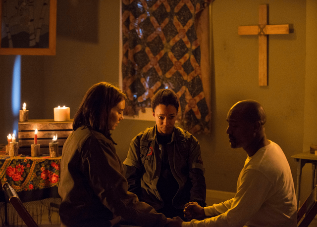File:AMC 516 Consoling Gabriel.png