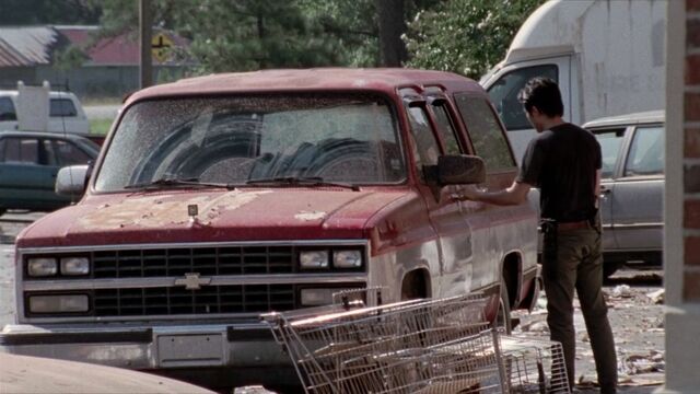 File:TWD Suburban.jpg