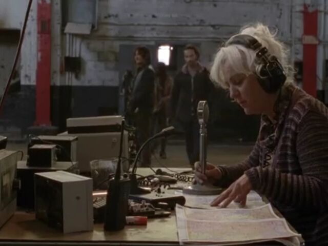 File:Terminus Broadcasting Lady.jpeg