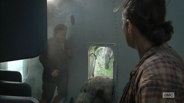 File:S5E5 Tara 3.jpg