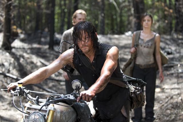 File:AMC 606 Daryl Suspicious.png