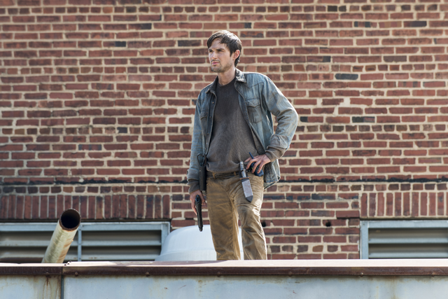 File:AMC NS Gareth Rooftop.png