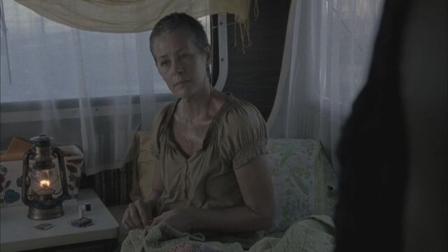 File:2x04-Cherokee-Rose-the-walking-dead-28028499-1280-720.jpg