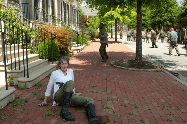 File:AMC 608 Carol Tripped.png